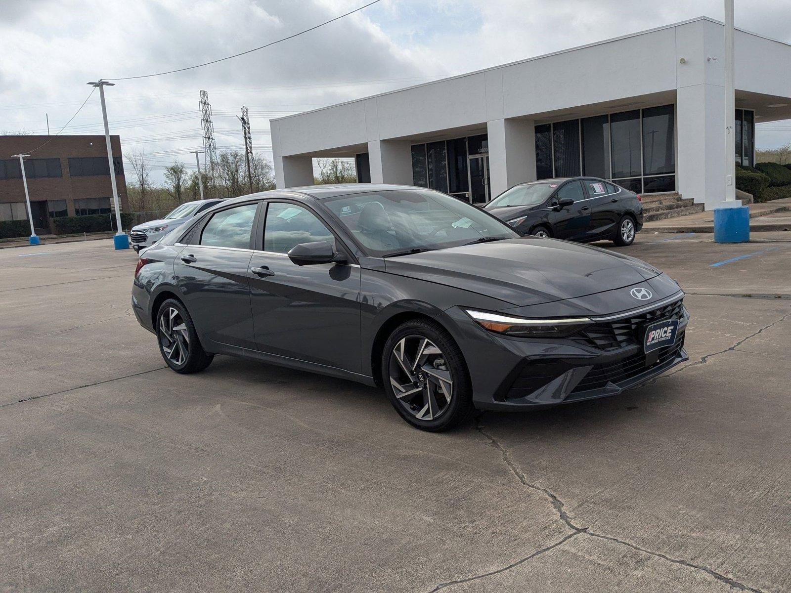 2024 Hyundai Elantra Limited