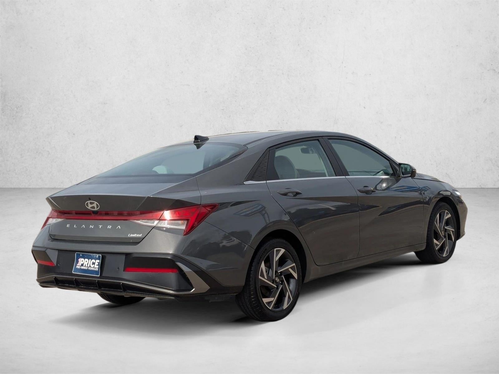 2024 Hyundai Elantra Limited