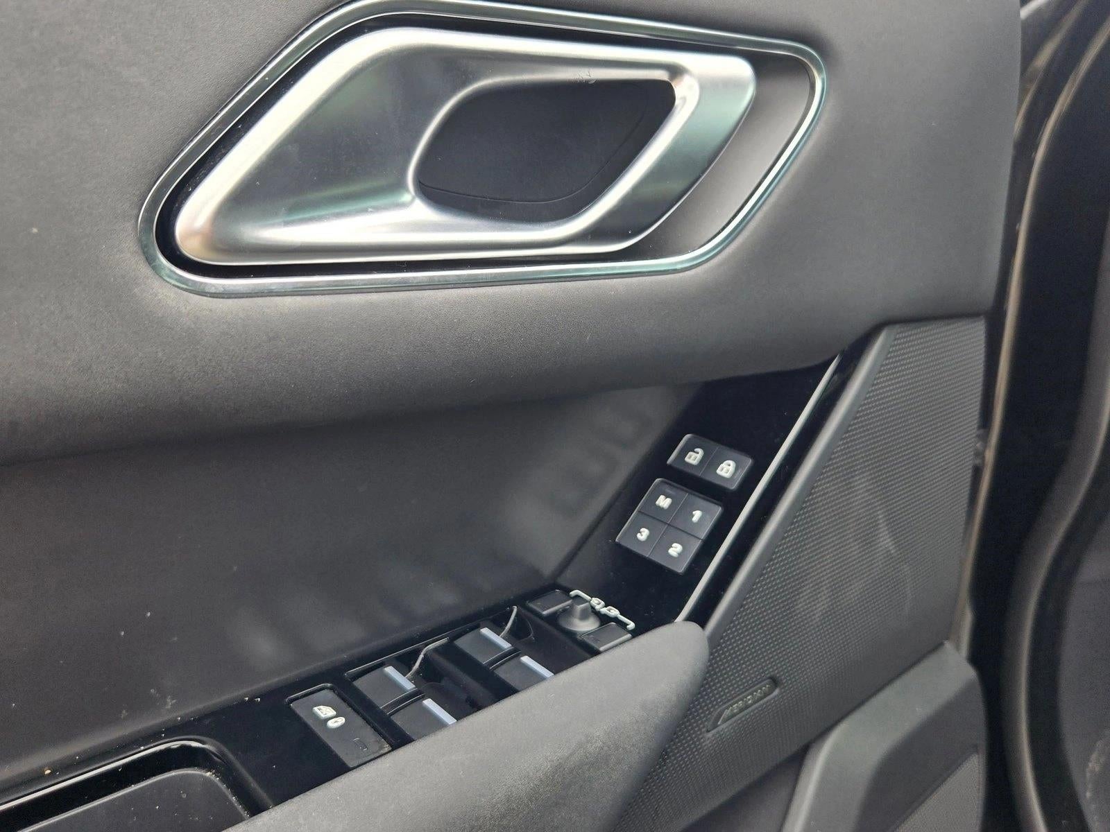 2024 Land Rover Range Rover Velar P250 Dynamic SE