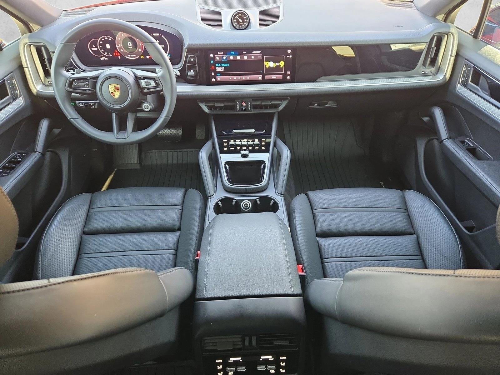 2025 Porsche Cayenne Base