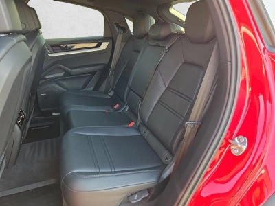 2025 Porsche Cayenne Base