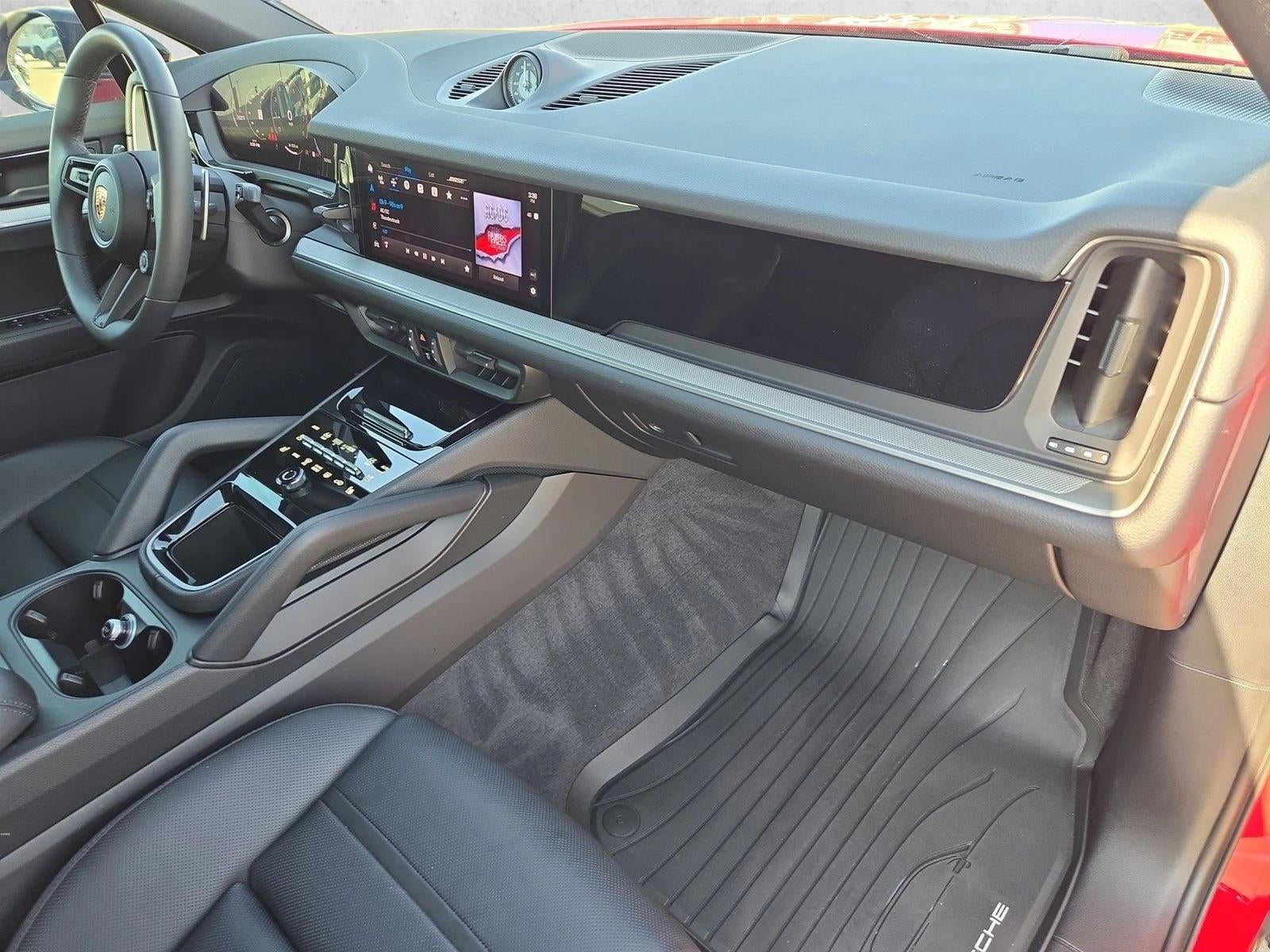 2025 Porsche Cayenne Base