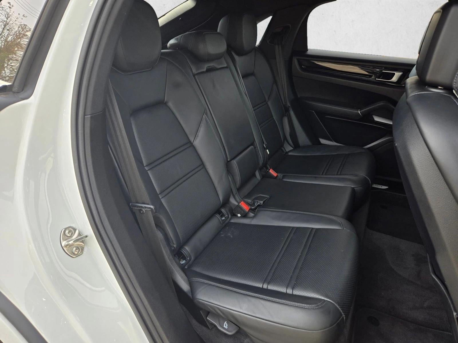 2022 Porsche Cayenne E-Hybrid