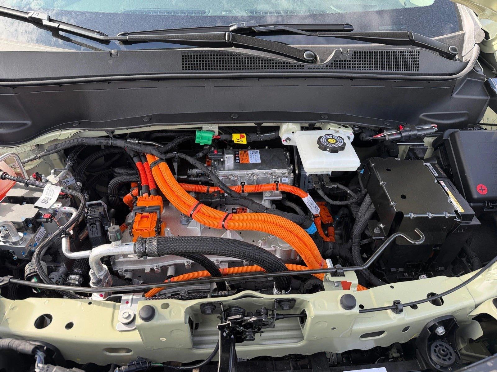 2027 Chevrolet Bolt FWD 4dr LT