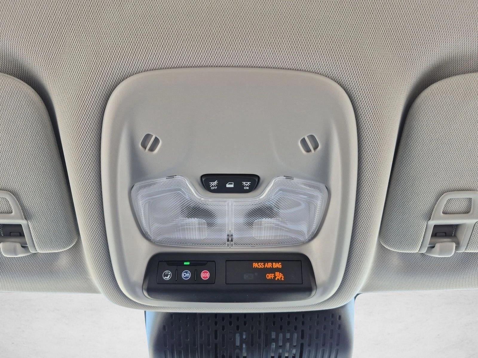 2027 Chevrolet Bolt FWD 4dr RS