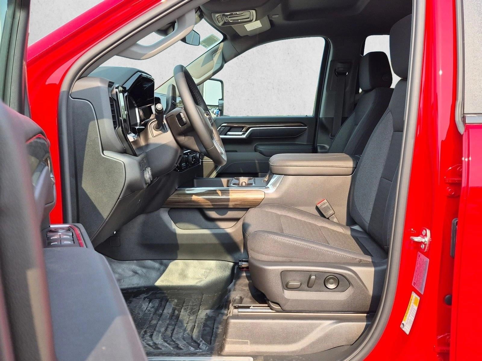 2026 Chevrolet Silverado 2500 HD Crew Cab Standard Box 4-Wheel Drive LT