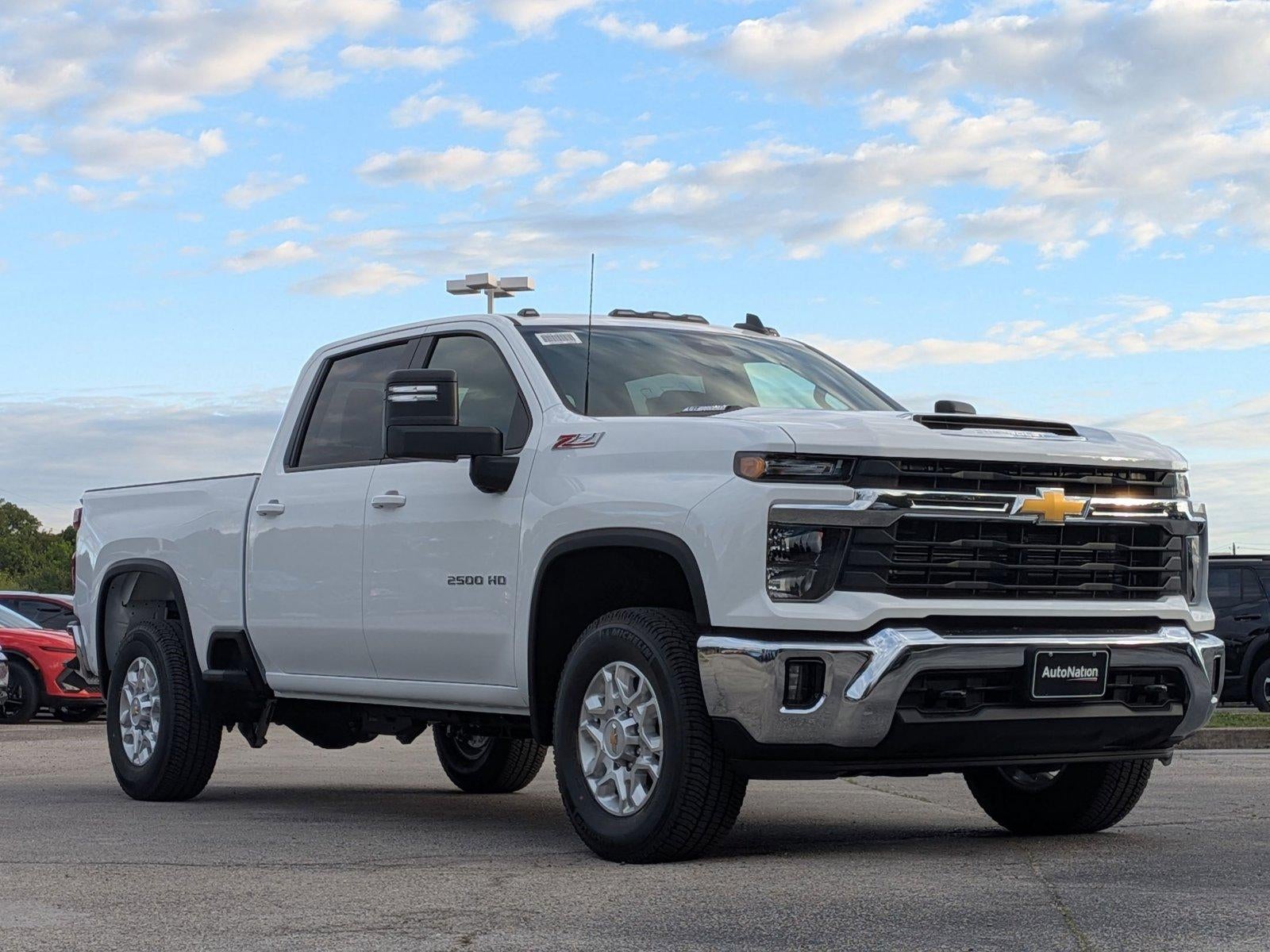 2026 Chevrolet Silverado 2500 HD Crew Cab Standard Box 4-Wheel Drive LT