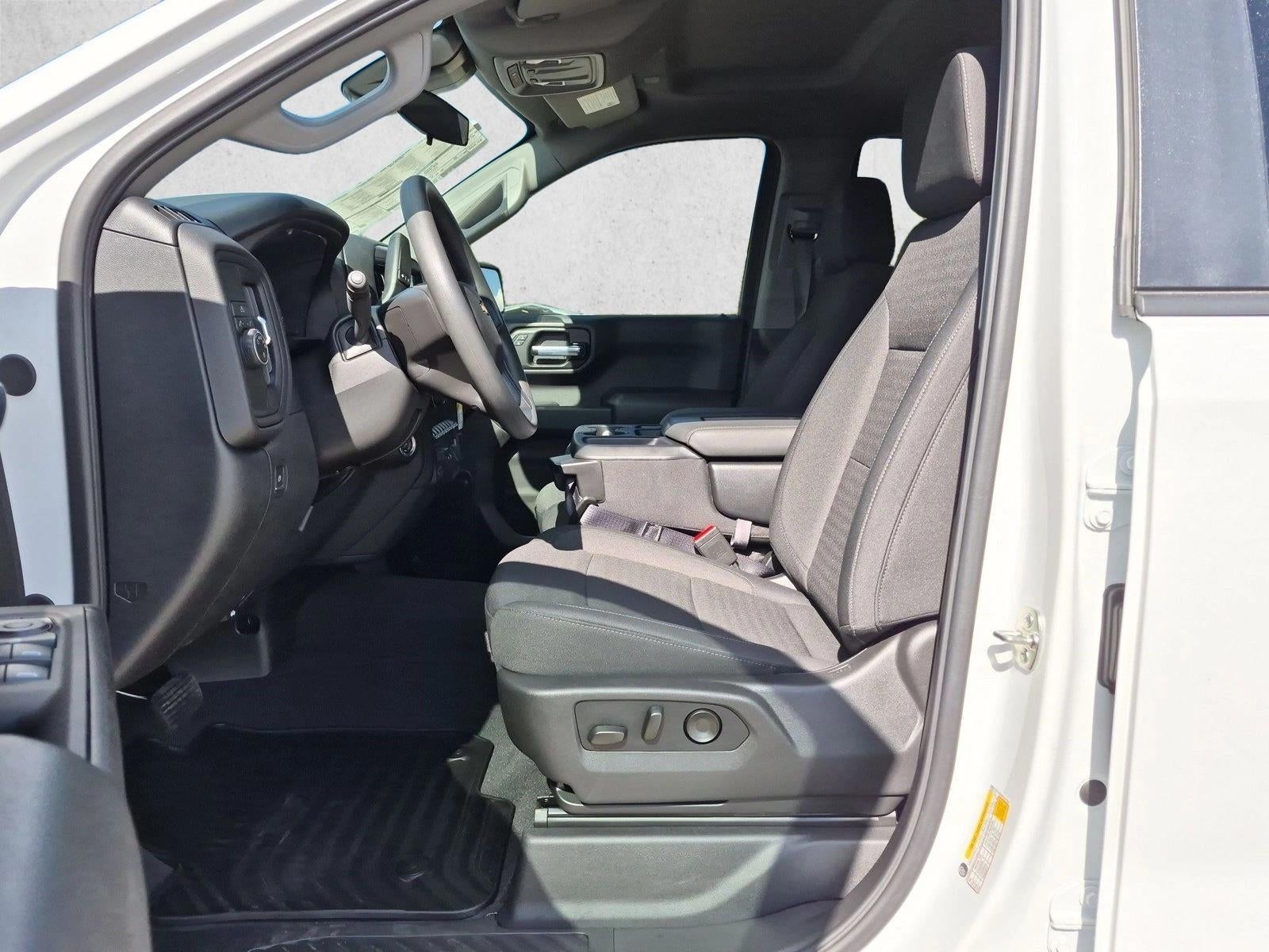 2026 Chevrolet Silverado 1500 Crew Cab Short Box 2-Wheel Drive Custom