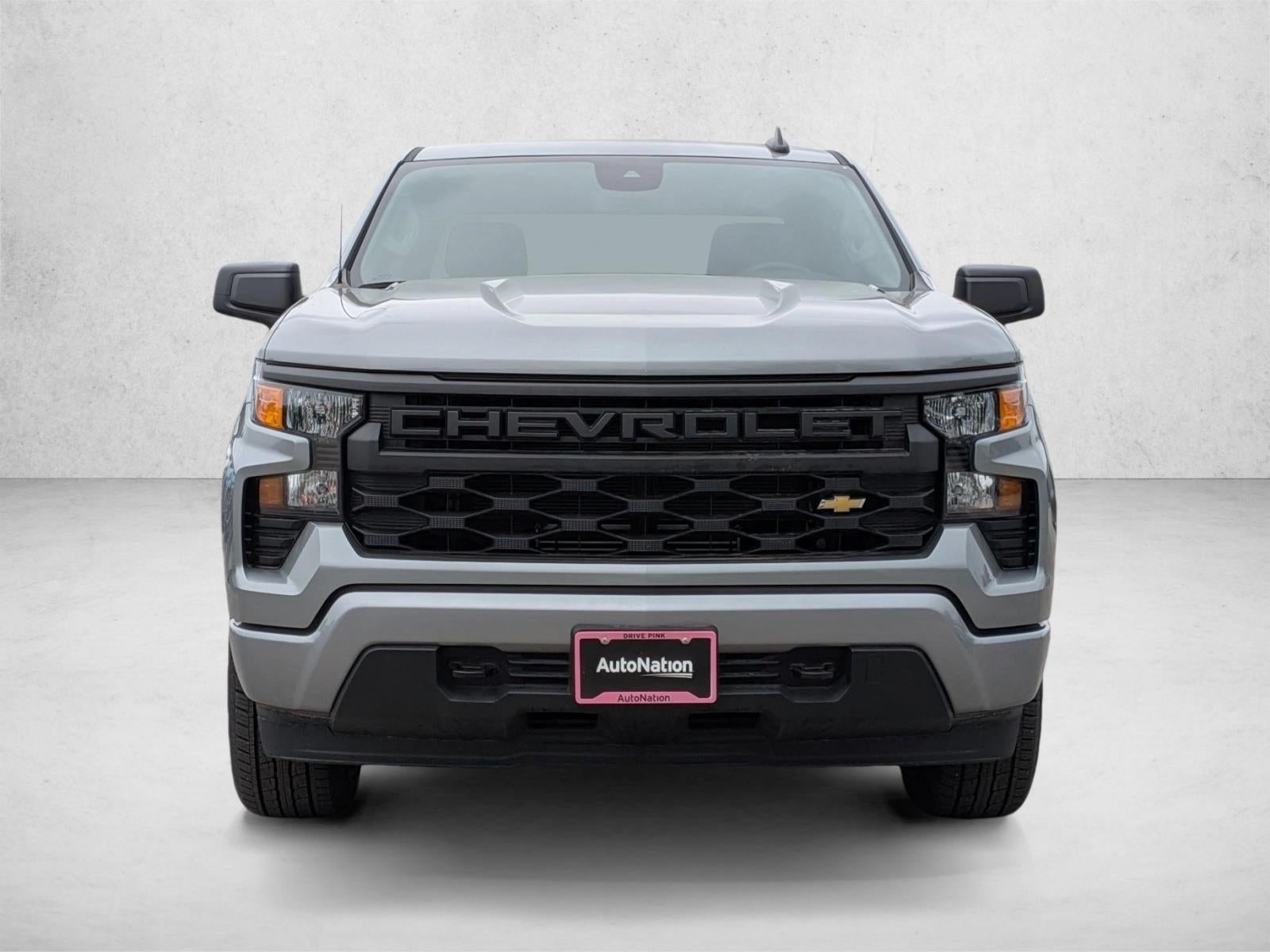 2025 Chevrolet Silverado 1500 Crew Cab Short Box 2-Wheel Drive Custom