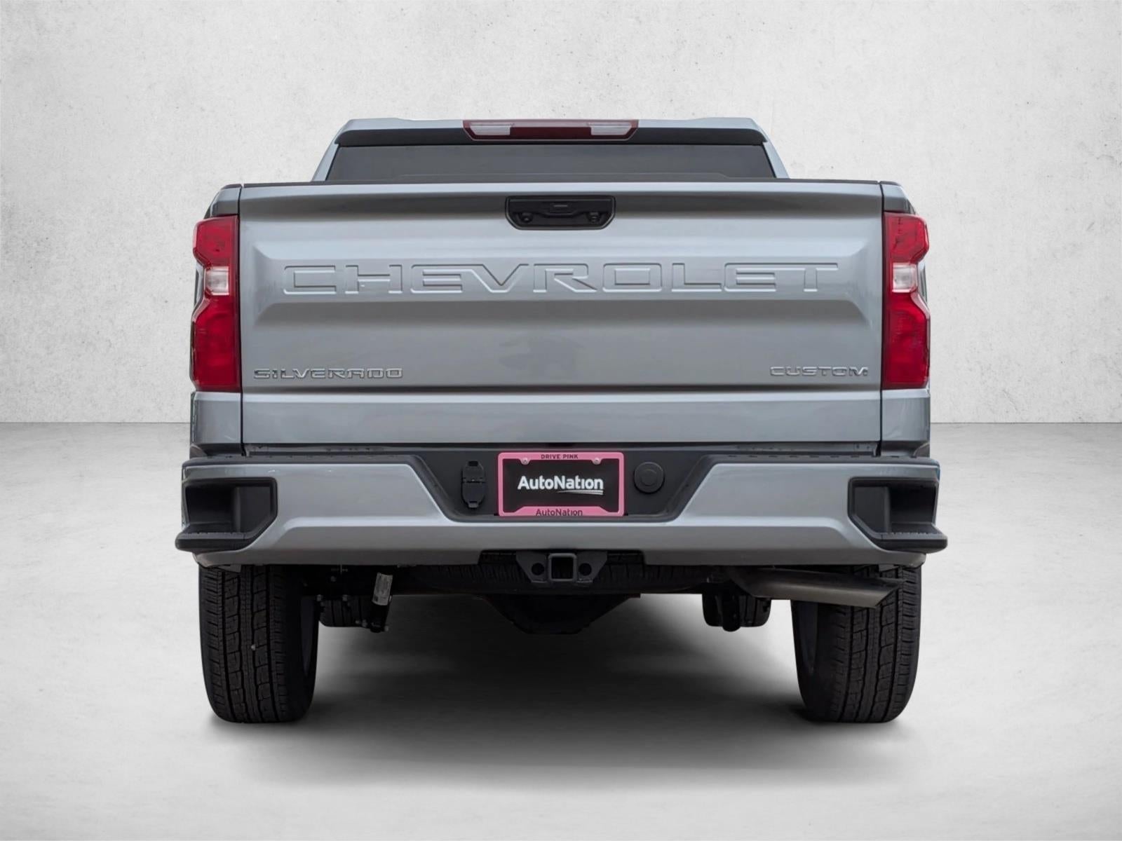 2025 Chevrolet Silverado 1500 Crew Cab Short Box 2-Wheel Drive Custom