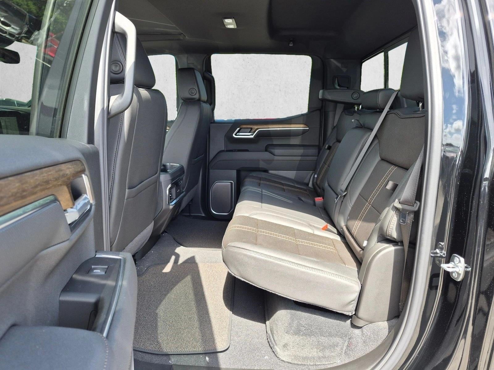 2026 Chevrolet Silverado 1500 Crew Cab Short Box 2-Wheel Drive High Country