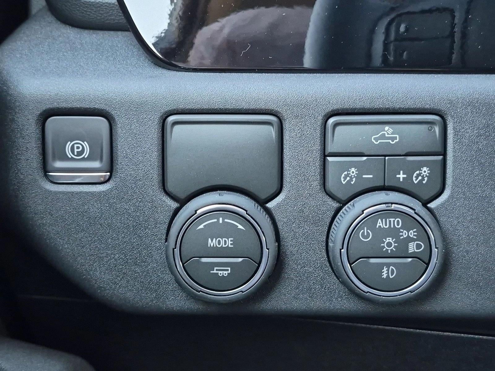 2026 Chevrolet Silverado 1500 Crew Cab Short Box 2-Wheel Drive RST