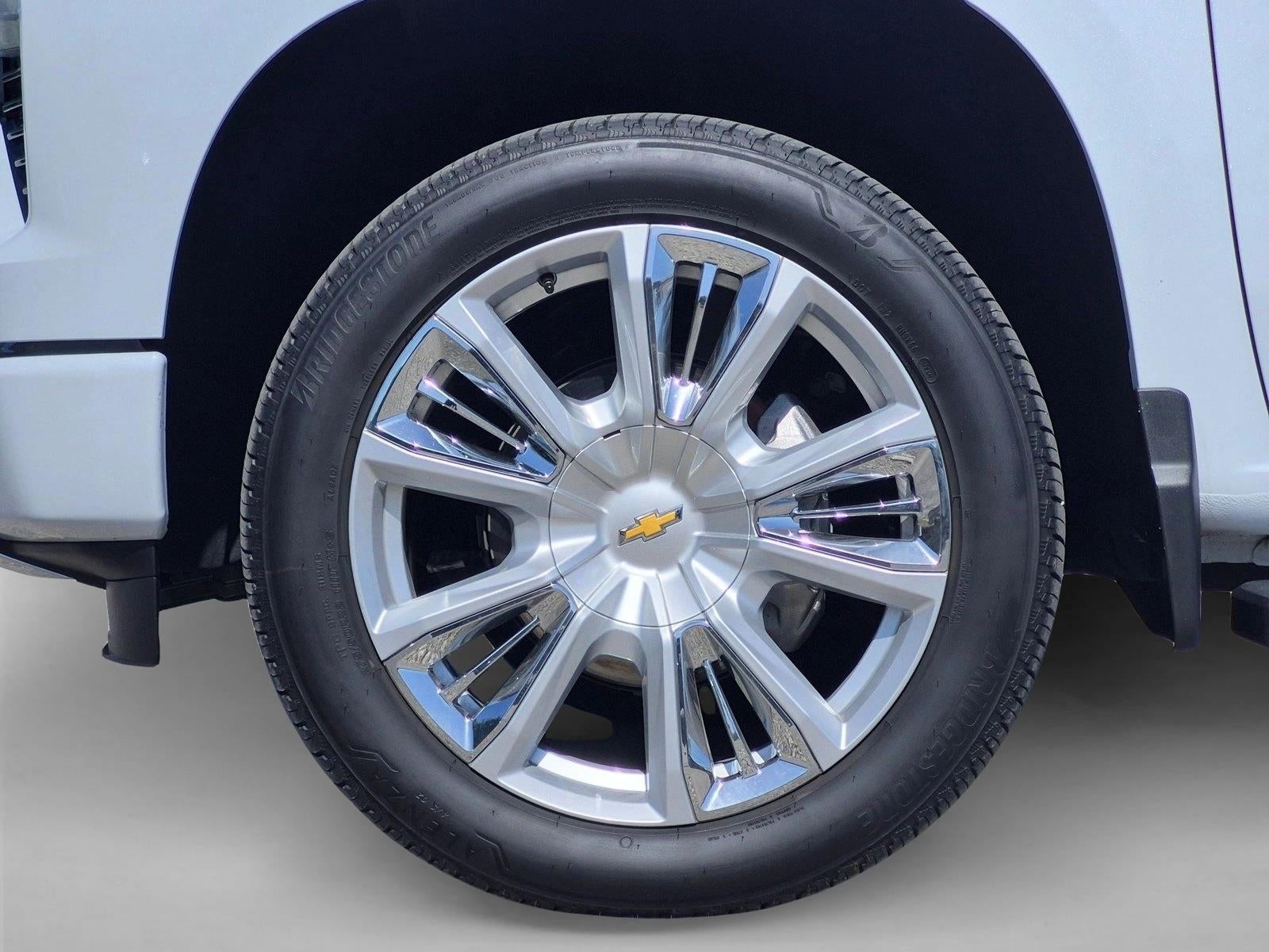 2026 Chevrolet Silverado 1500 Crew Cab Short Box 4-Wheel Drive High Country
