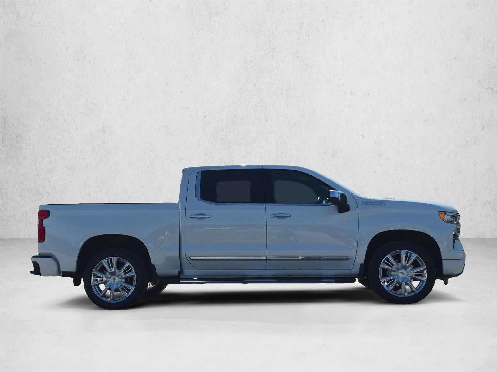 2026 Chevrolet Silverado 1500 Crew Cab Short Box 4-Wheel Drive High Country
