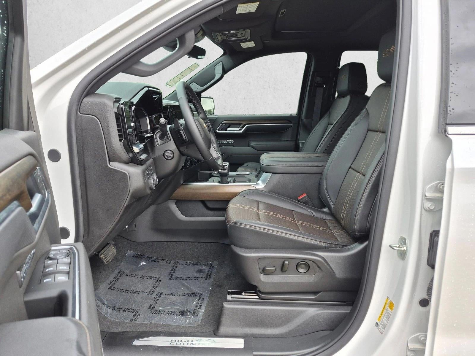 2025 Chevrolet Silverado 1500 Crew Cab Short Box 4-Wheel Drive High Country