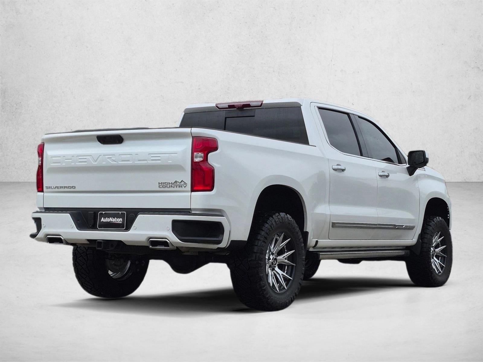 2025 Chevrolet Silverado 1500 Crew Cab Short Box 4-Wheel Drive High Country