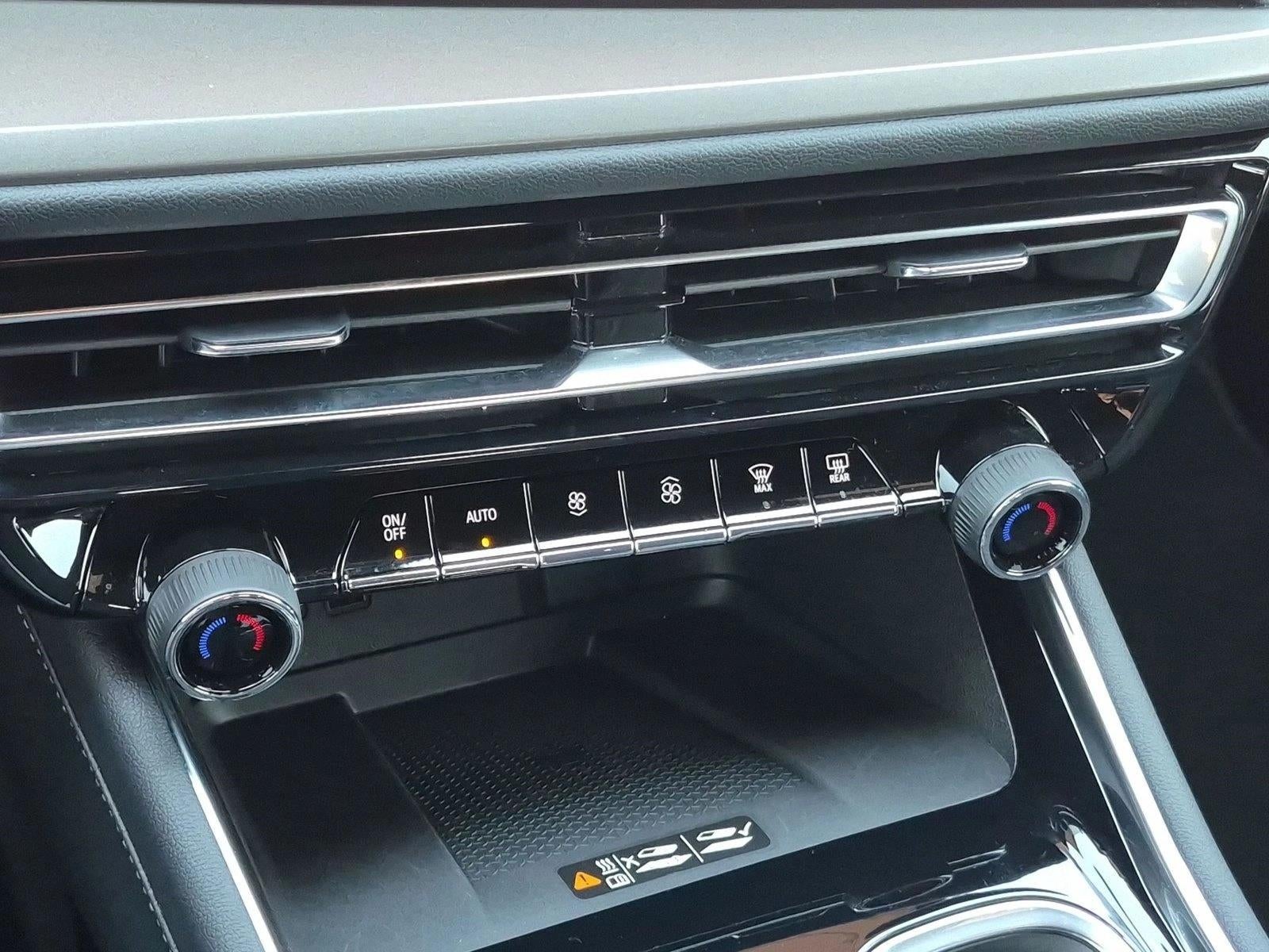 2026 Chevrolet Traverse LT w/2LT
