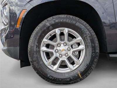 2026 Chevrolet Suburban 2WD LS
