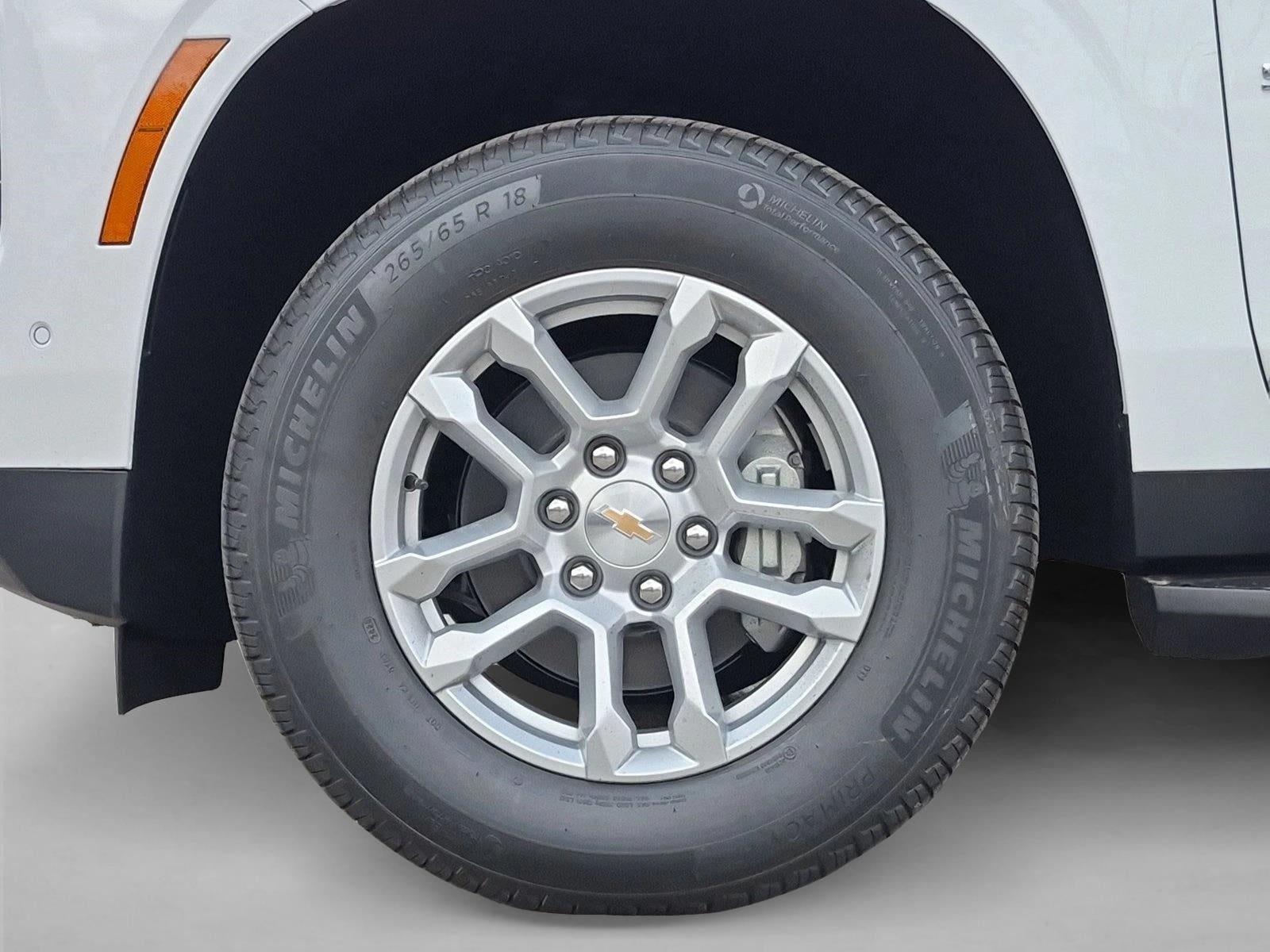 2027 Chevrolet Suburban 2WD LT