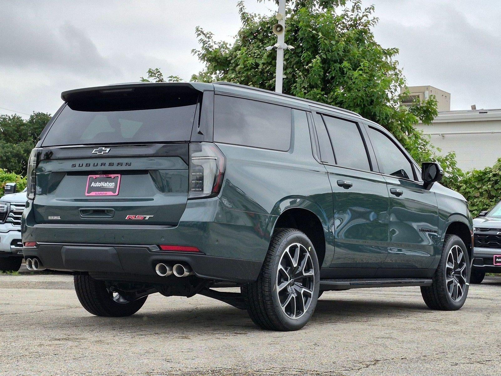 2026 Chevrolet Suburban 4WD RST