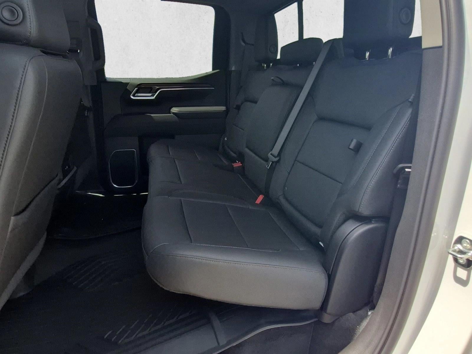 2026 Chevrolet Silverado 1500 Crew Cab Short Box 4-Wheel Drive LT 1LT
