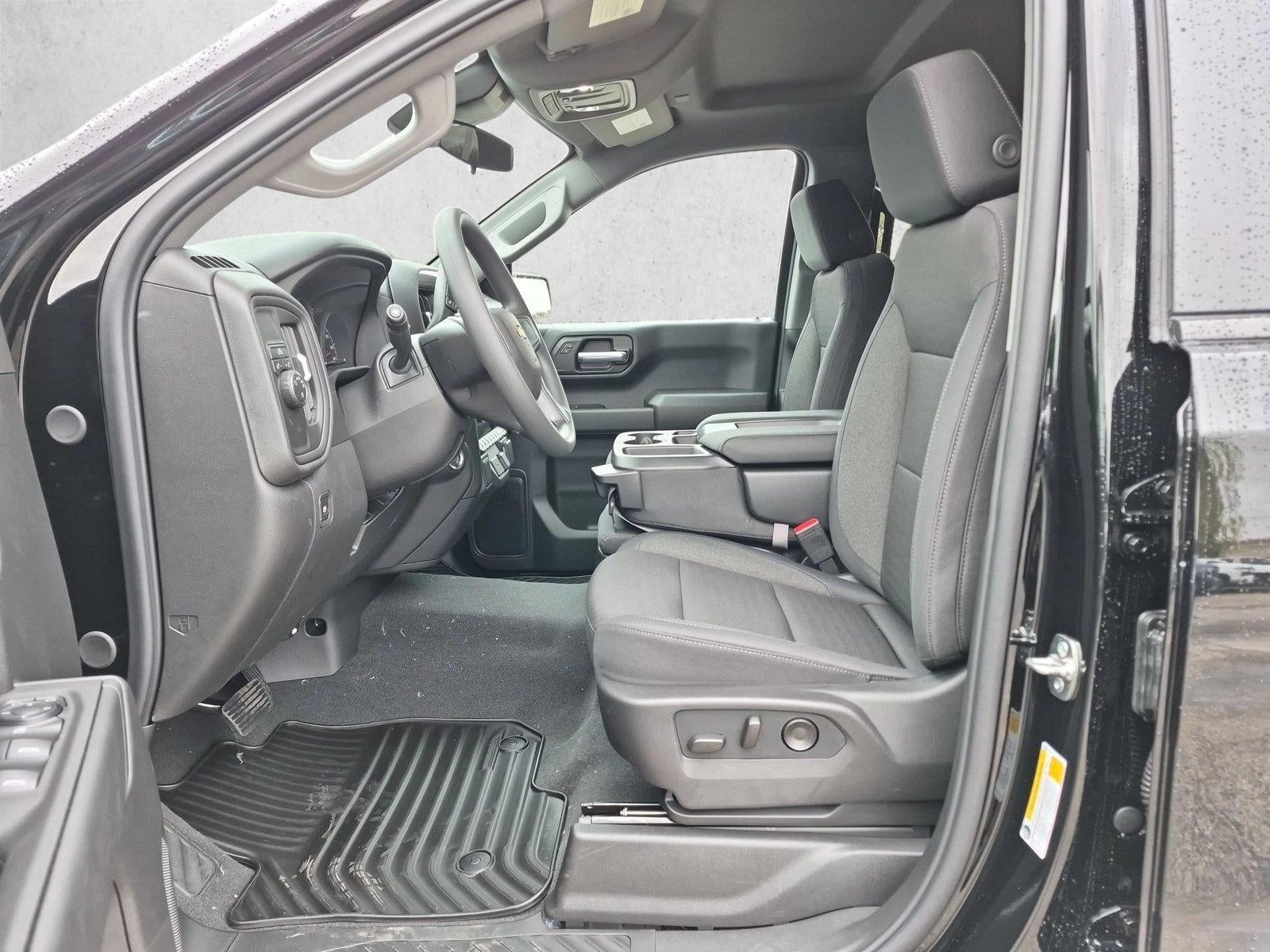 2026 Chevrolet Silverado 1500 Crew Cab Short Box 2-Wheel Drive Custom