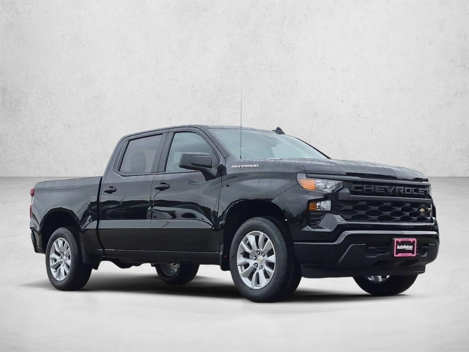 2026 Chevrolet Silverado 1500 Crew Cab Short Box 2-Wheel Drive Custom