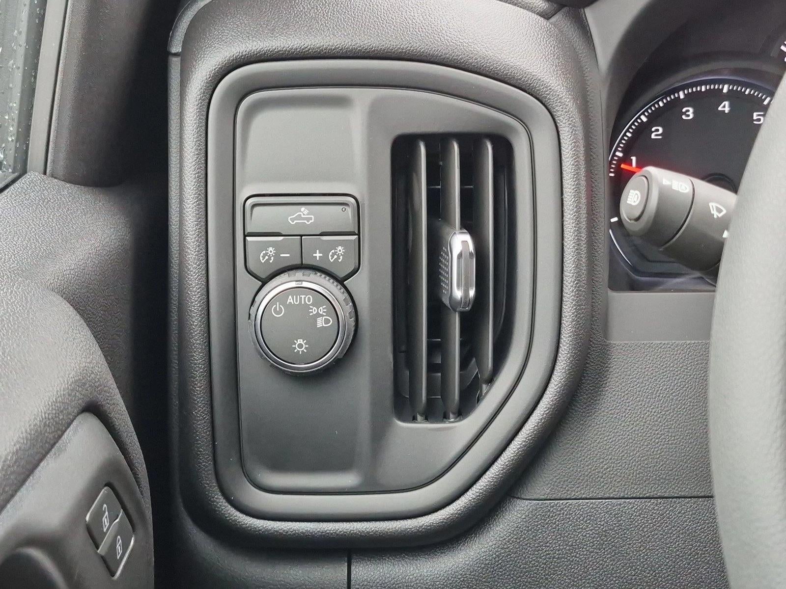 2026 Chevrolet Silverado 1500 Crew Cab Short Box 2-Wheel Drive Custom