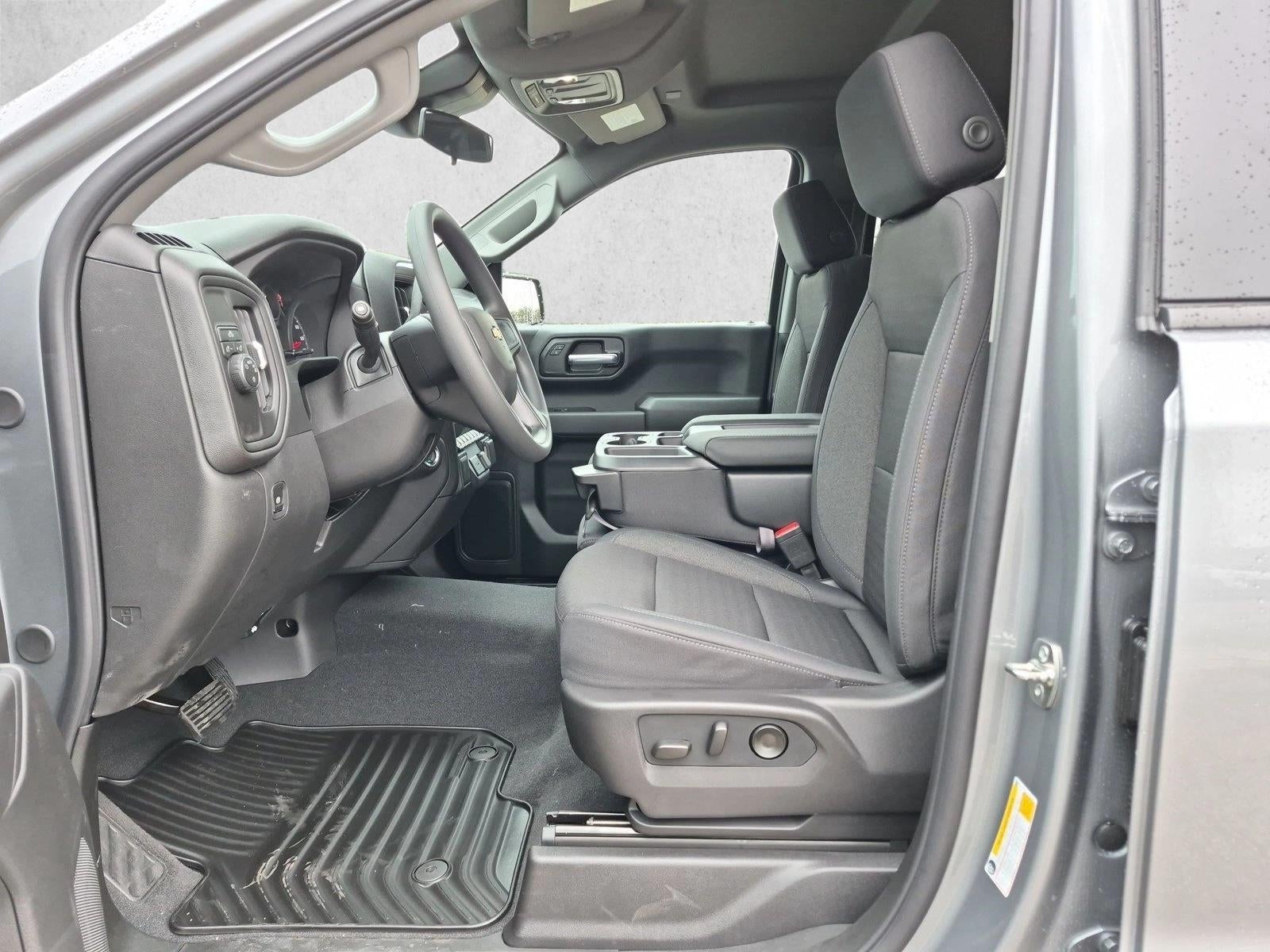 2026 Chevrolet Silverado 1500 Crew Cab Short Box 2-Wheel Drive Custom