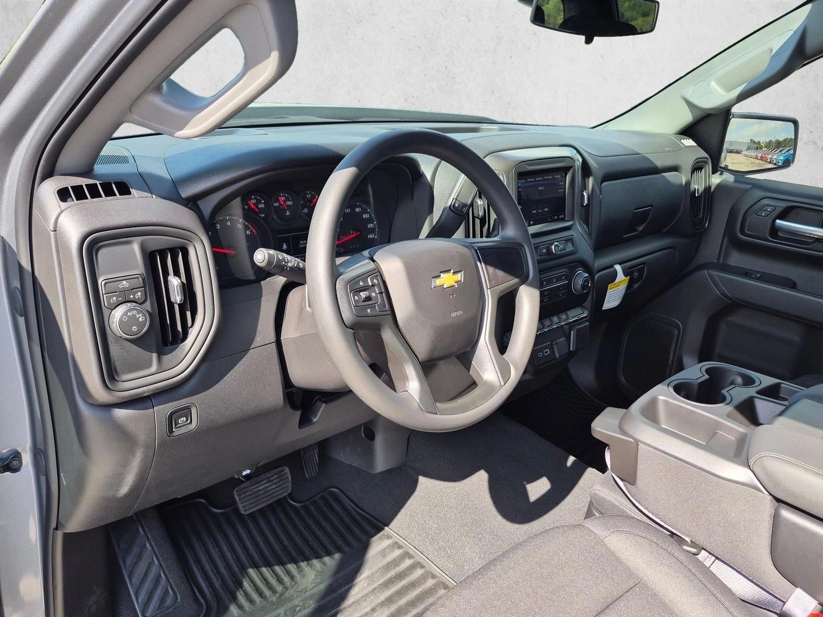 2026 Chevrolet Silverado 1500 Crew Cab Short Box 2-Wheel Drive Custom