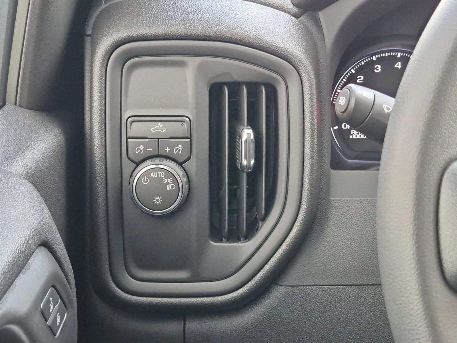 2026 Chevrolet Silverado 1500 Crew Cab Short Box 2-Wheel Drive Custom