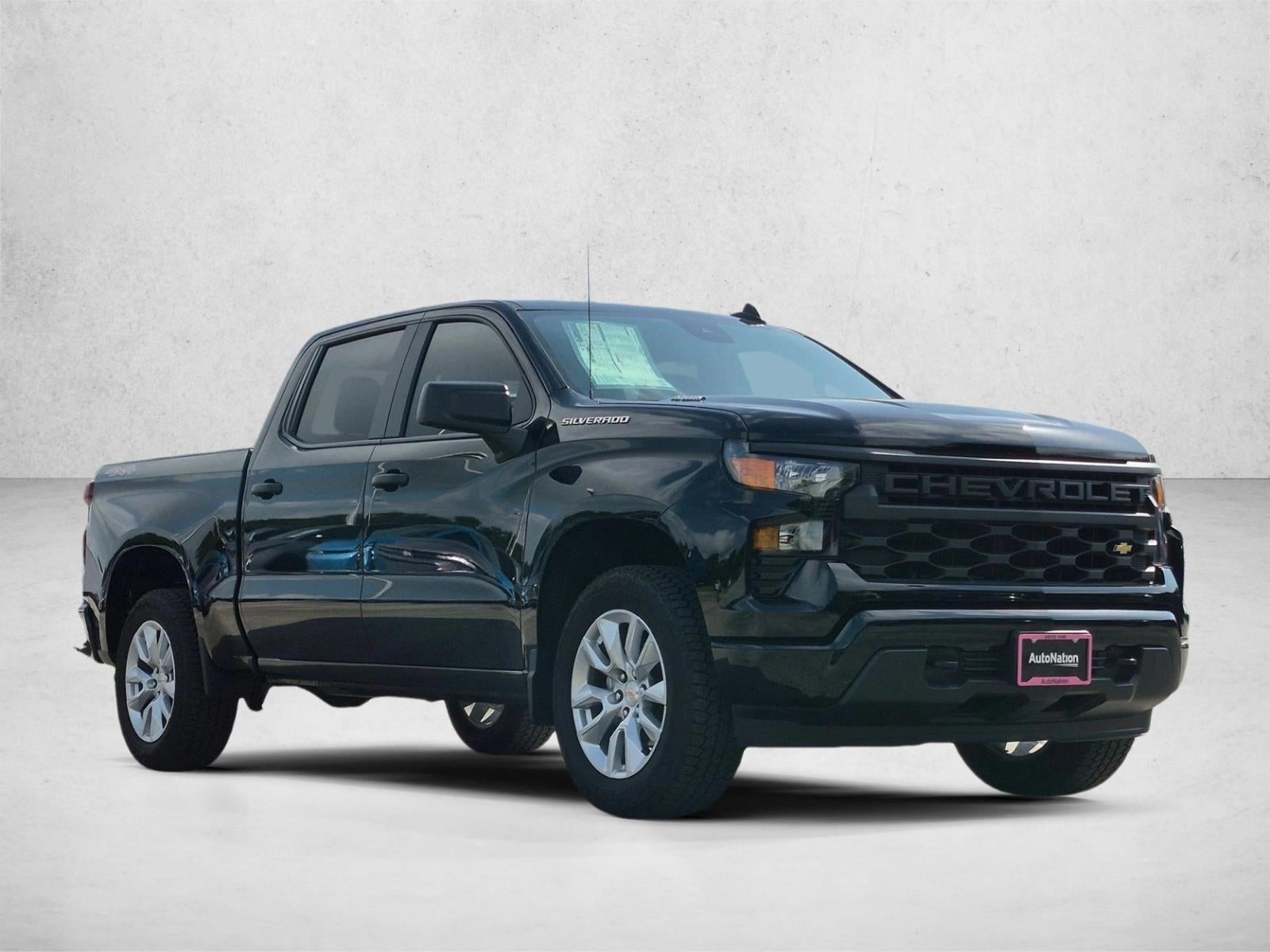 2026 Chevrolet Silverado 1500 Crew Cab Short Box 4-Wheel Drive Custom
