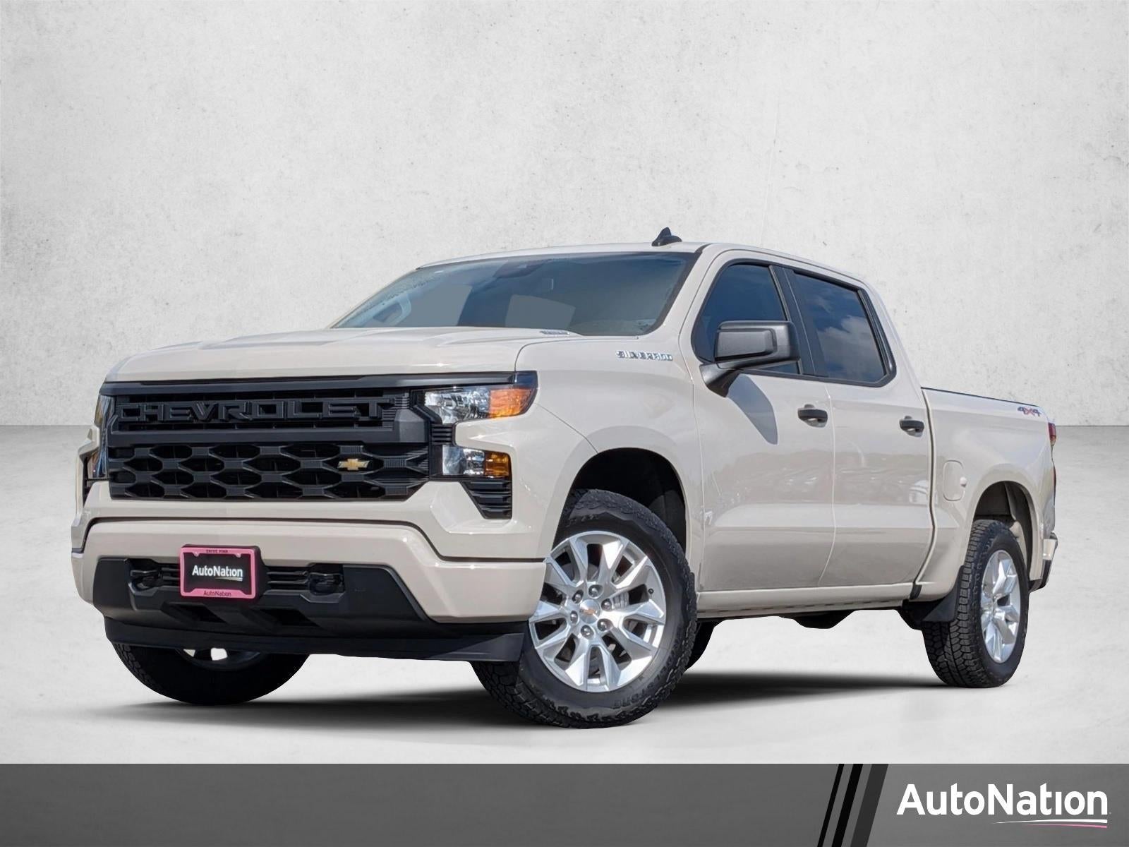2026 Chevrolet Silverado 1500 Crew Cab Short Box 4-Wheel Drive Custom