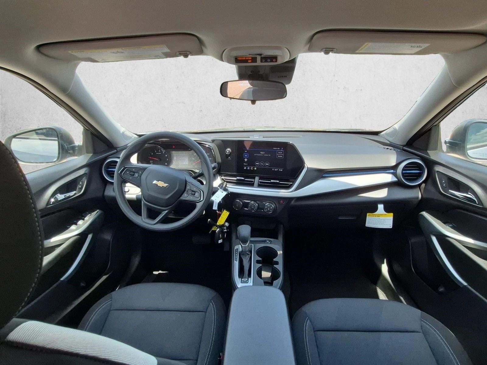 2026 Chevrolet Trax FWD 4dr LS