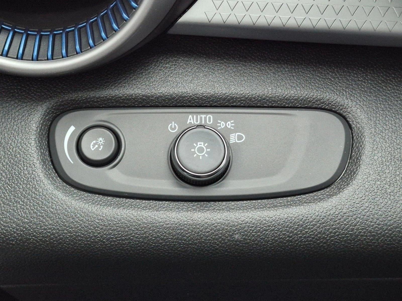 2026 Chevrolet Trax FWD 4dr LS