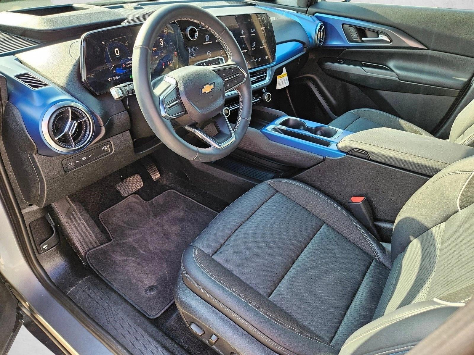 2025 Chevrolet Equinox EV LT